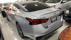 نيسان ألتيما